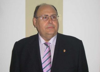 José Manuel Martín Cisneros: “La antigüedad y la imaginería de la Semana Santa cacereña son portentosas”