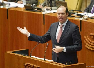 La Ley de Renta Básica se reforma 10 meses después de su aprobación