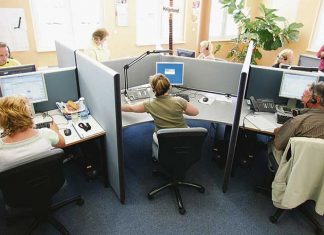 El ayuntamiento insta a Atento a “buscar soluciones”