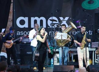 Conciertos, cine, talleres y mercado componen las actividades de la séptima edición del Escenario AMEX Seis grupos extremeños actuarán en el Escenario AMEX