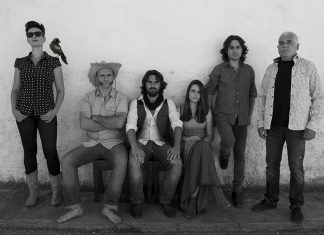 Milana presenta su primer disco en El Corral