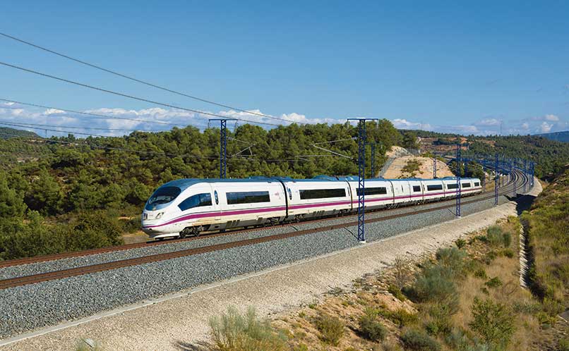 Renfe restablece 18 trenes semanales en Extremadura
