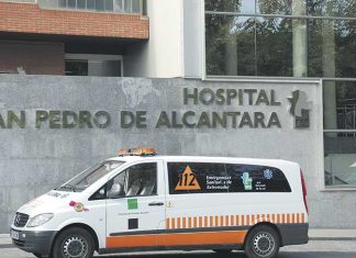 Indignación entre los profesionales del Área de Salud