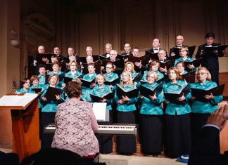 El orfeón cacereño recupera el concierto de primavera