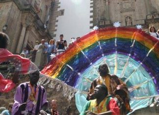 Guía para no perderse #WOMAD2016 El concejal del PP, Víctor Bazo, pide que se destine el dinero del WOMAD a otros proyectos culturales