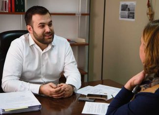 Luis Salaya. Portavoz del PSOE en el Ayuntamiento de Cáceres: “El PP está muy anquilosado en las viejas formas y sólo aspira a que las cosas sigan como están”