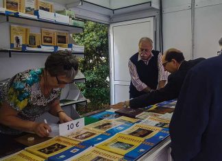 Carmen Posadas, Care Santos y Marcos Chicot, firmas de la XXVIII Feria del Libro Cáceres aplaza la Feria del Libro