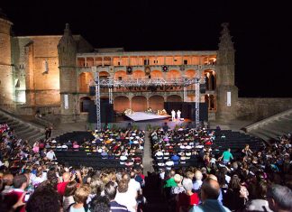 El Festival de Alcántara abre las inscripciones para los talleres infantiles, visitas y el curso de la UEx