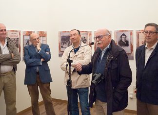 La Peña Amigos del Flamenco expone parte de sus fondos en el Palacio de la Isla