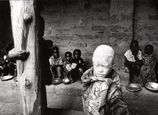 El Palacio de la Isla acoge la exposición de fotografía humanitaria ‘Luis Valtueña’
