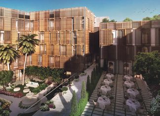 Salaya espera que las oras del Palacio de Godoy empiecen en 2022