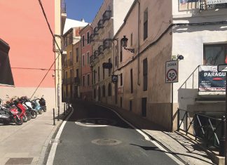 La plataforma única en San Antón, Parras y Clavellinas vuelve a licitarse La calle parras estará cortada hasta el viernes