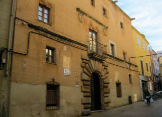 Una carta que apoya la fundación del Colegio de Padres de la Compañía de Jesús Exposición de Francisco Domínguez en el Palacio de la Isla