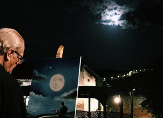 La Plena Moon del 8 de abril La luz de luna brilla en casa con 'Plena Moon'