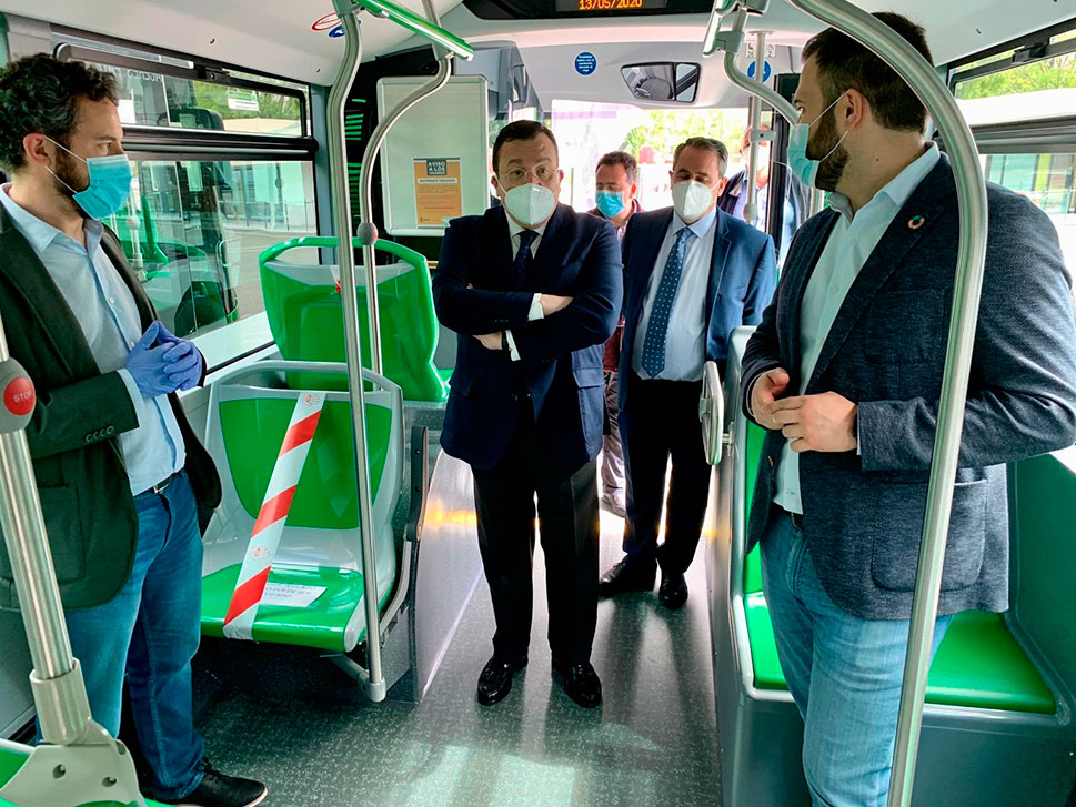 Sostenibilidad y seguridad en los nuevos 5 autobuses urbanos de Cáceres