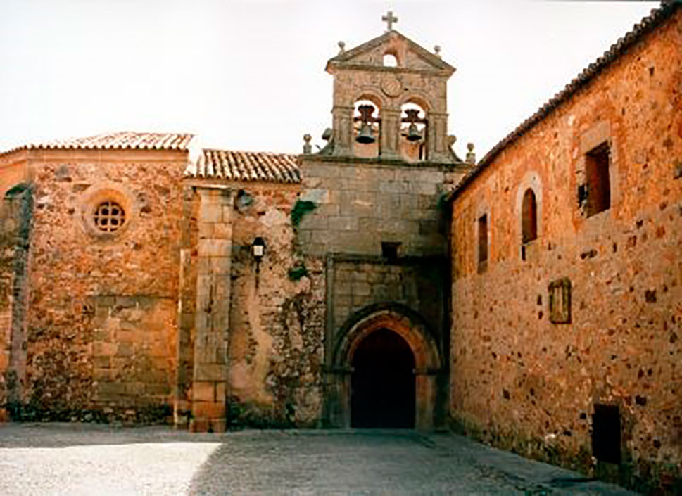 Diez de las monjas del convento de Santa Clara de Cáceres dan positivo en coronavirus
