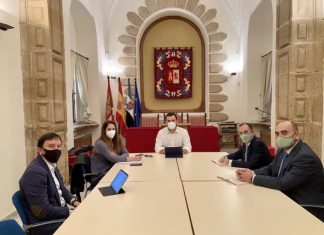 Las plantas fotovoltaicas de Los Arenales generarán 1.100 puestos de trabajo en Cáceres Las plantas fotovoltaicas de Los Arenales generarán 1.100 puestos de trabajo en Cáceres
