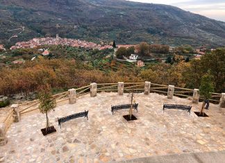 Inaugurado el mirador Emperador Carlos V en Garganta la Olla