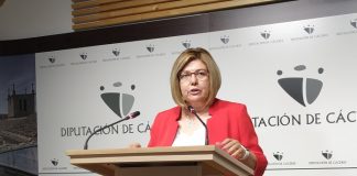 La Diputación de Cáceres rinde homenaje a Rosario Cordero