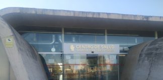 El centro de salud del Nuevo Cáceres ya luce su nuevo nombre: Sebastián Traba