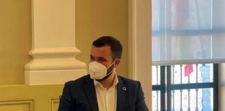 El alcalde de Cáceres no considera que haya que tomar medidas más restrictivas