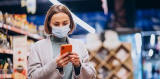 Descenso de contagios en Extremadura, con 796 casos