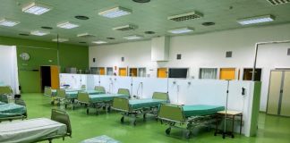 Récord de ingresados en UCI en Extremadura, con 99 personas hospitalizadas