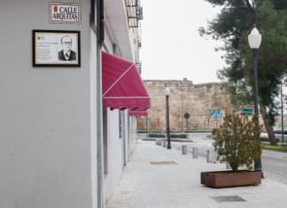 ‘Merida pensada, narrada y soñada’ ya cuelga de las paredes emeritenses Merida pensada, narrada y soñada ya cuelga de las paredes emeritenses