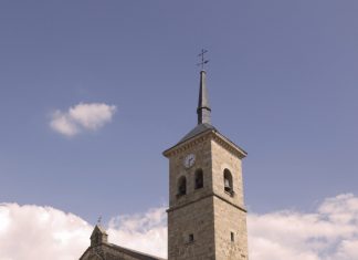 La iglesia de Santiago de Losar de la Vera, declarada Bien de Interés Cultural