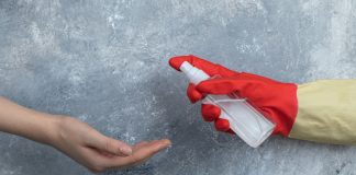 Extremadura baja de los 100 hospitalizados por coronavirus