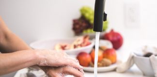 Extremadura registra 28 positivos y 12 víctimas mortales