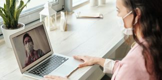 Nueva caída de positivos en Extremadura con 35 contagios