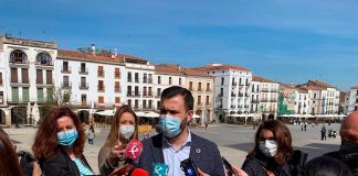 Salaya busca la conciliación entre PSOE y Unidas Podemos en la moción de la mina de litio