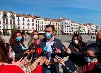 Salaya busca la conciliación entre PSOE y Unidas Podemos en la moción de la mina de litio