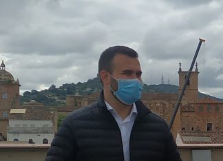 Salaya considera que hay «condiciones» para «relajar las medidas de restricción» Salaya considera que hay condiciones para relajar las medidas de restricción