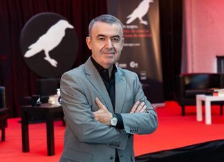 Lorenzo Silva participa en un encuentro literario en Cáceres Lorenzo Silva participa en un encuentro literario en Cáceres