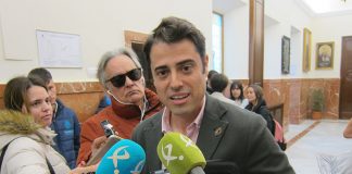 Ocho integrantes de Vox Extremadura abandonan el partido