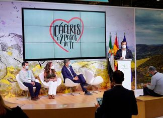Cáceres muestra sus encantos en Fitur 2021