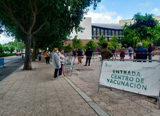 El SES continuará con la vacunación el viernes para terminar la primera de las personas de 50 a 59 años