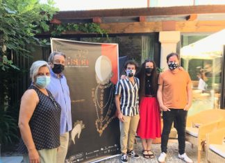 La versión feminista de ‘Entre bobos anda el juego’ inaugura el Clásico de Cáceres La versión feminista de Entre bobos anda el juego inaugura el Clásico de Cáceres