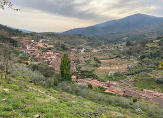 Robledillo de Gata y Valverde de la Vera, entre los 50 pueblos más bonitos de España