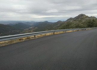 La subida al Pico Villuercas de la Vuelta a España provocará varios cortes de tráfico La subida al Pico Villuercas de la Vuelta a España provocará varios cortes de tráfico en carreteras cacereñas