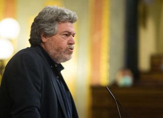 Unidas Podemos pide investigar el vaciado de embalses en plena subida de la luz Juantxo Lopez de Uralde