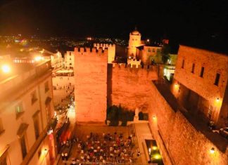 Éxito rotundo de la Noche del Patrimonio en Cáceres Éxito rotundo de la Noche del Patrimonio en Cáceres