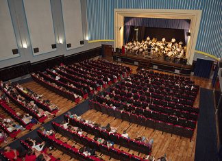La Fiesta de la Tenca entrega sus premios 2020 y 2021 en Arroyo de la Luz La Fiesta de la Tenca entrega sus premios 2020 y 2021 en una ceremonia