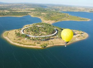 Un barco turístico surcará las aguas de El Anillo