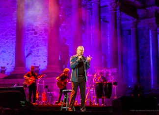 José Luis Perales rememora sus 50 años de música en el Stone&Music de Mérida José Luis Perales rememora sus 50 años de música en el Stone&Music de Mérida