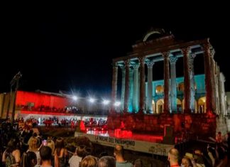 Más de 12.000 personas participan en ‘La Noche del Patrimonio’ de Mérida Noche del Patrimonio Mérida