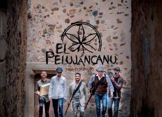 El Pelujáncanu. Teatro y folk ponen el broche de oro a Estivalia 2021.