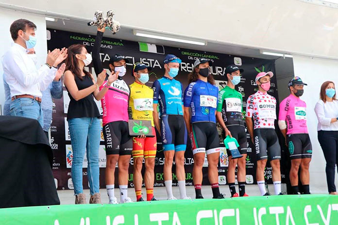 Benjamín Prades gana la Vuelta a Extremadura tras imponerse en la tercera y última etapa